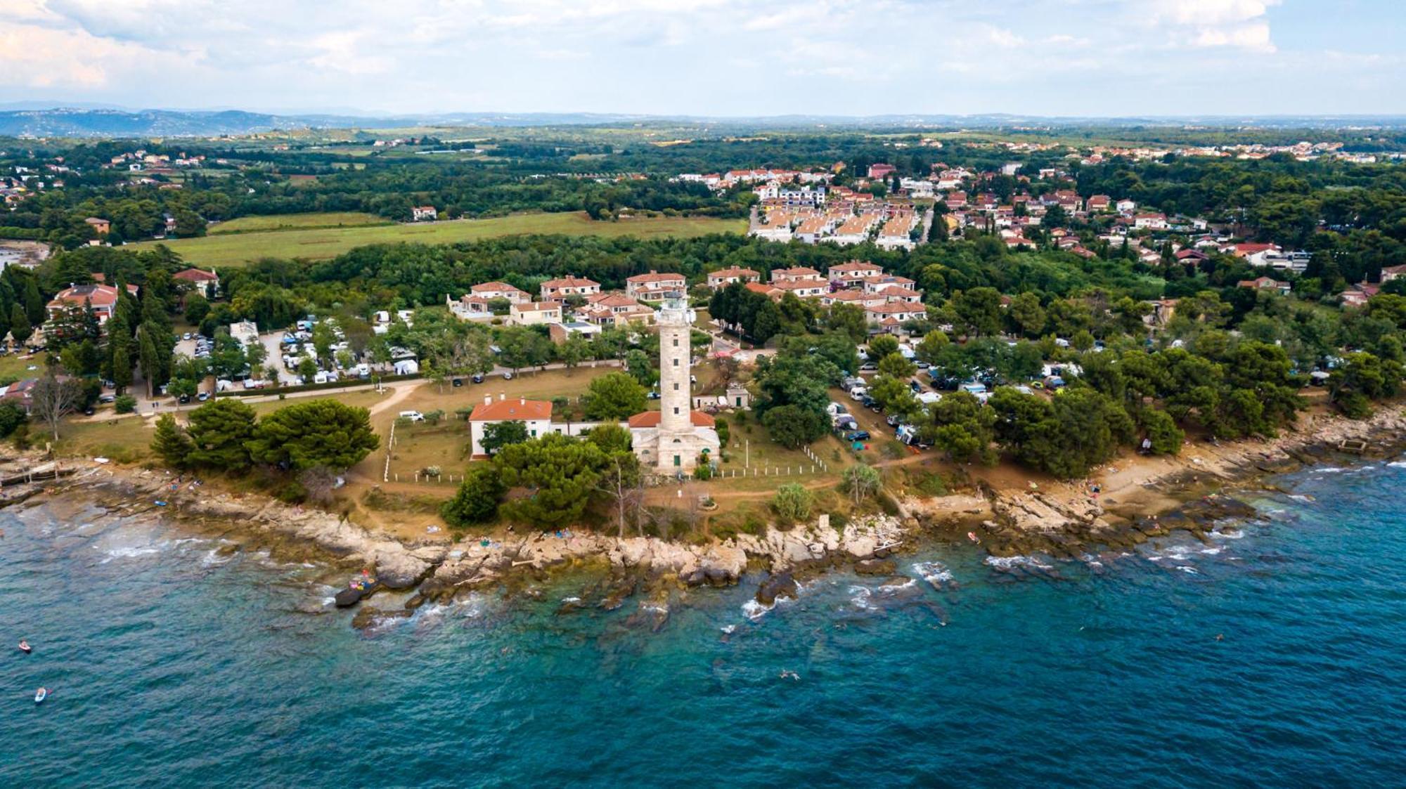 Baden Resort Basanija, Umag-With Sea View, Parking And 300M From The Beach 外观 照片