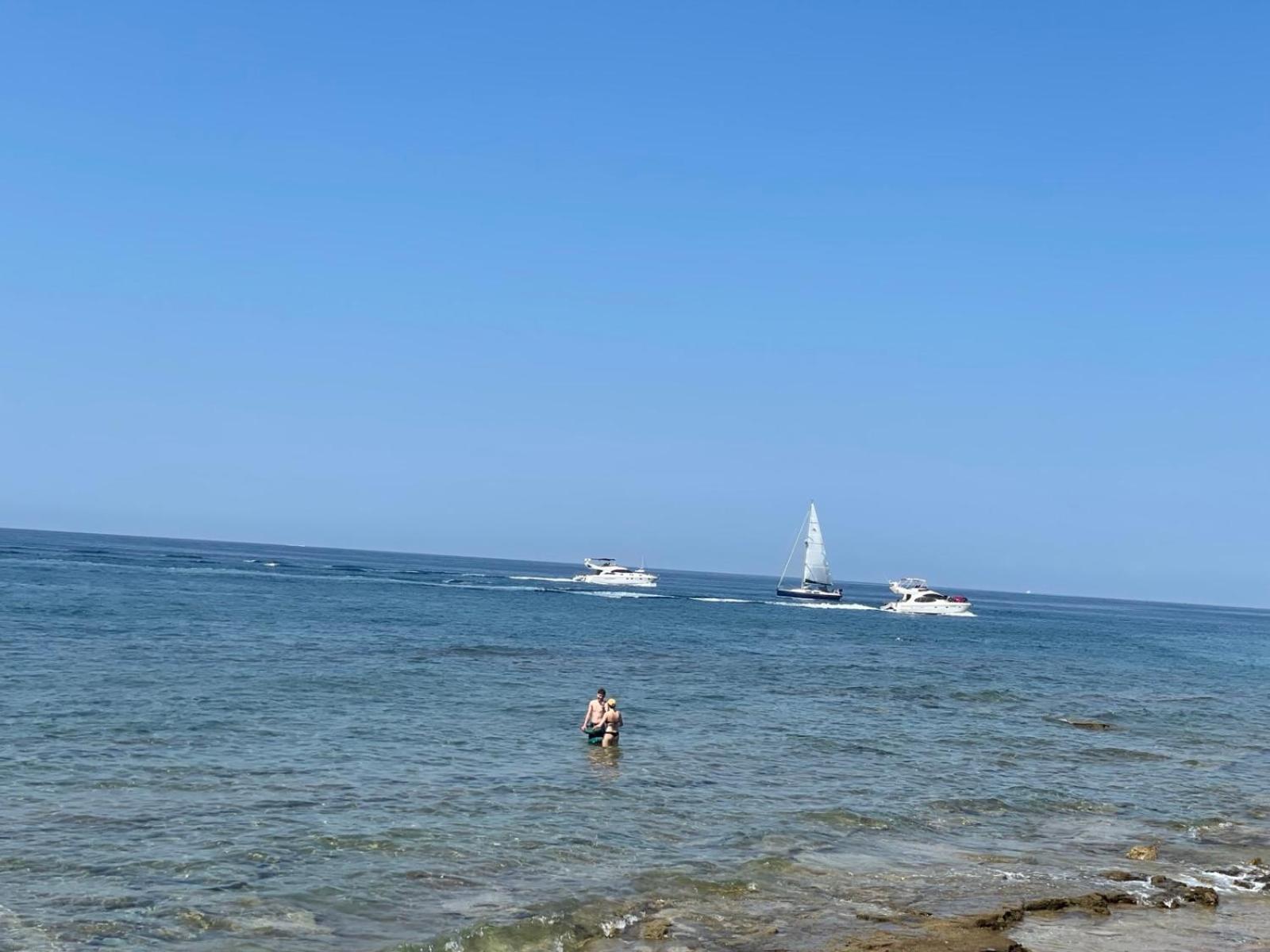 Baden Resort Basanija, Umag-With Sea View, Parking And 300M From The Beach 外观 照片